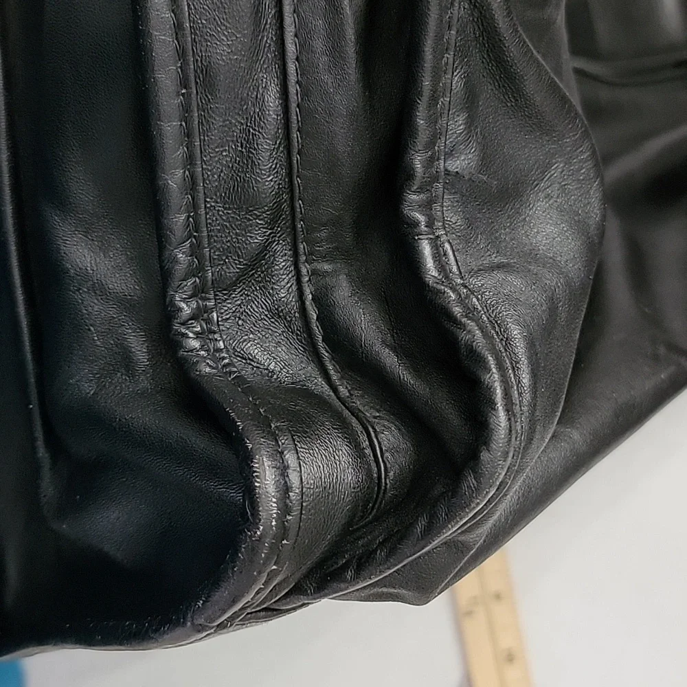 TUMI Black Leather Expandable Padded Laptop Briefcase Messenger Bag Vintage